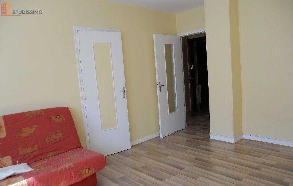 Studio 32m² Mayenne 53100 - Photo 4