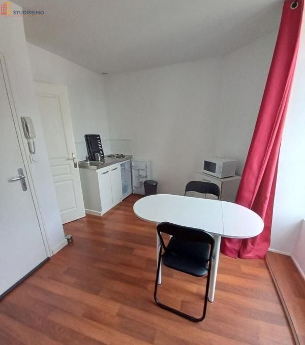 Studio à Laval