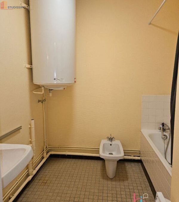Studio 33m² Mayenne 53100 - Photo 2