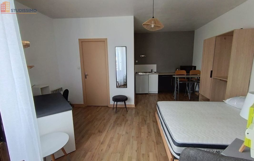 Studio à Laval