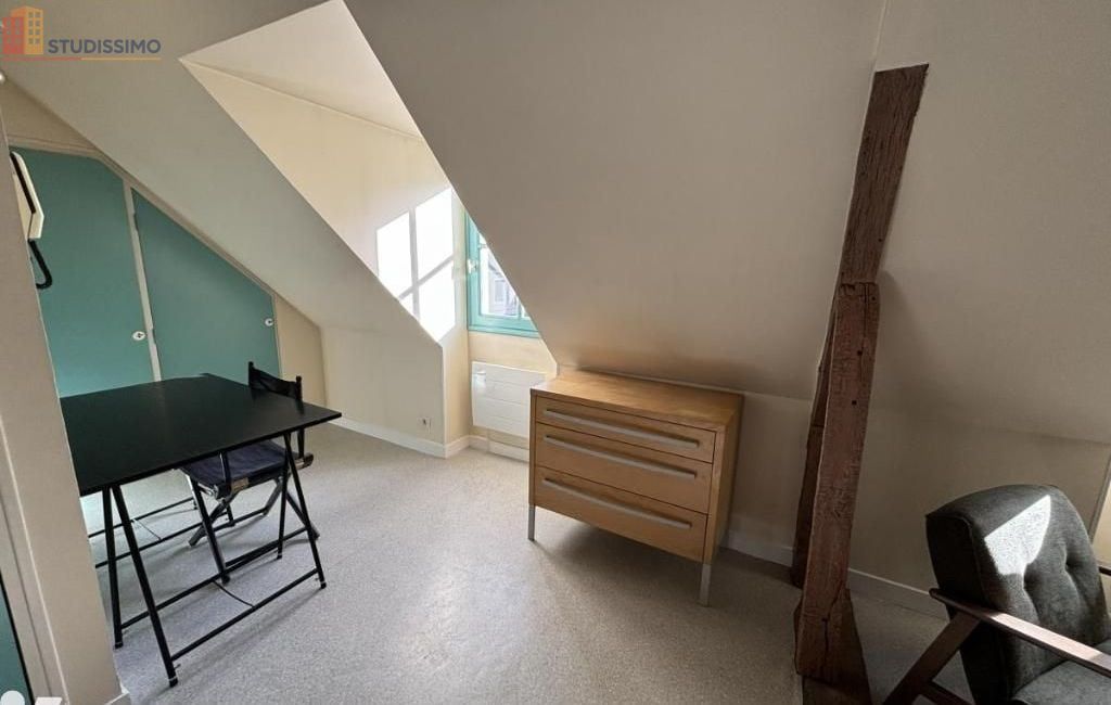 Studio meublé 22m² Laval - Meublé, DPE F - Photo 1