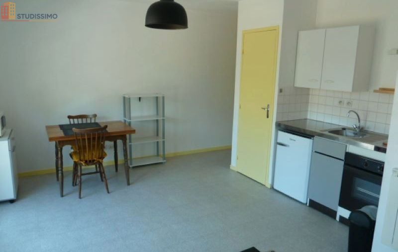 Studio 27m² Château-Gontier-sur-Mayenne - 1er étage - Photo 4