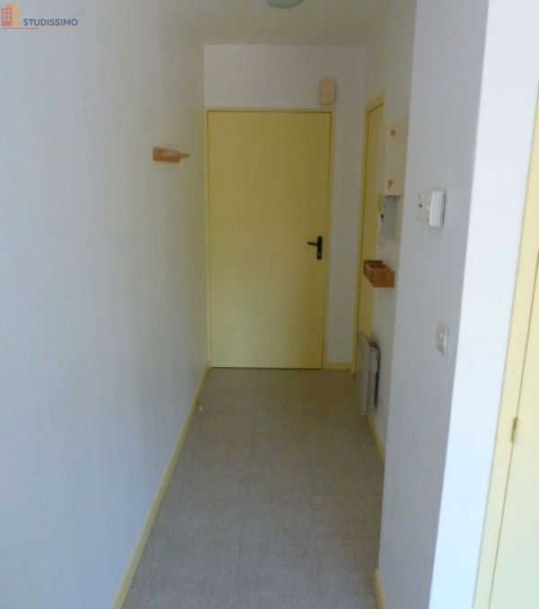 Studio 27m² Château-Gontier-sur-Mayenne - 1er étage - Photo 3
