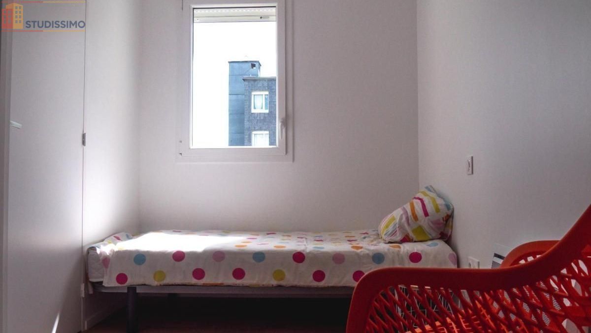 Studio meublé 26m² Laval 53000 - Meublé, DPE B - Photo 2