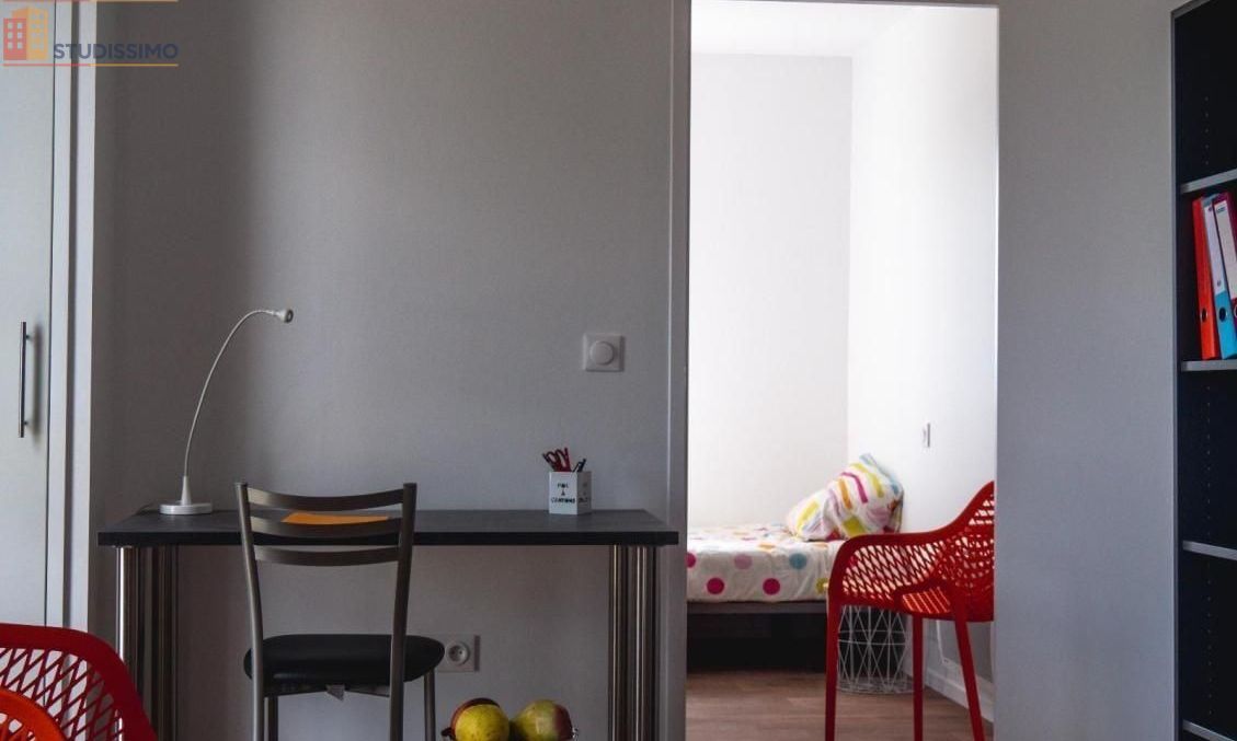 Studio meublé 26m² Laval 53000 - Meublé, DPE B - Photo 3