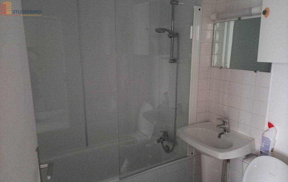 Studio 25m² Mayenne 53100 - Photo 4