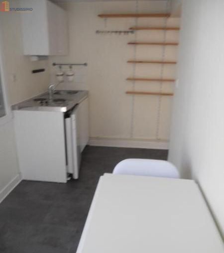 Studio 22m² Laval 53000 - Photo 3