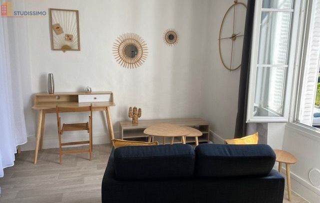 Studio meublé 27m² Laval 53000 - Meublé, DPE D - Photo 1