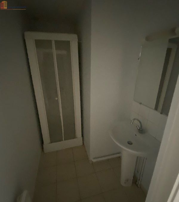 Studio 20m² Laval - - Photo 1