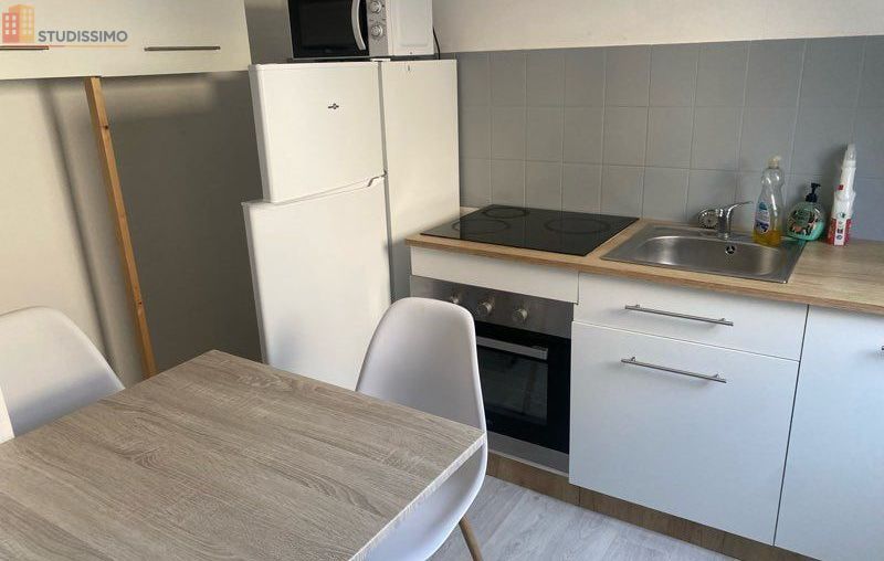 Studio à Laval