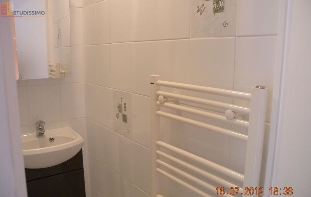 Studio 25m² Château-Gontier-sur-Mayenne - Rue calme - Photo 2