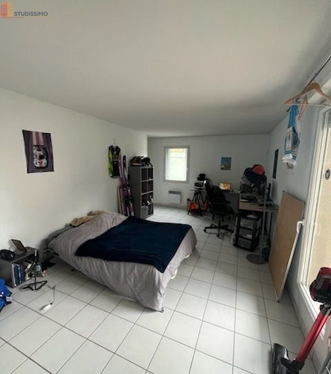 Studio 33m² Laval - Garage - Photo 2