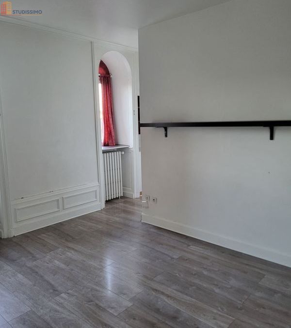 Studio à Laval