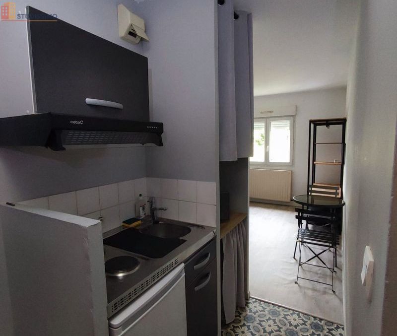 Studio 19m² Laval 53000 - Meublé, lumineux - Photo 1