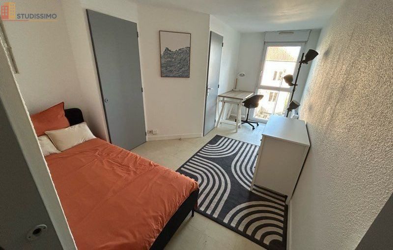 Studio à Laval