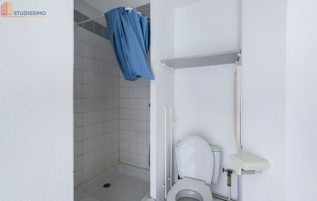 Studio meublé 18m² Nancy 54000 - Meublé, 2e étage - Photo 10