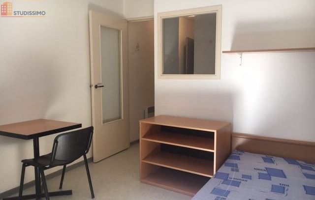 Studio meublé 18m² Nancy 54000 - Meublé, 2e étage - Photo 4