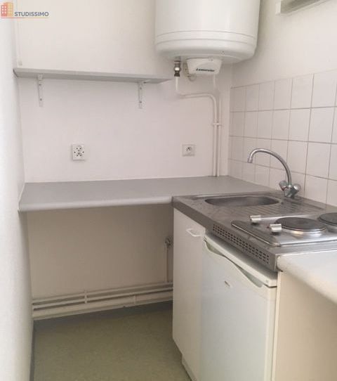 Studio meublé 18m² Nancy 54000 - Meublé, 2e étage - Photo 2