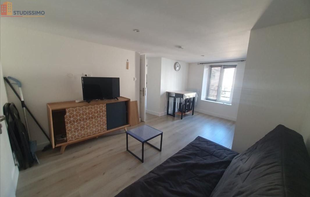 Studio meublé 19m² Nancy 54000 - Meublé, dernier étage - Photo 1