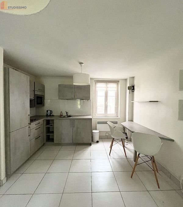 Studio meublé 22m² Nancy 54000 - Meublé, 2e étage - Photo 7