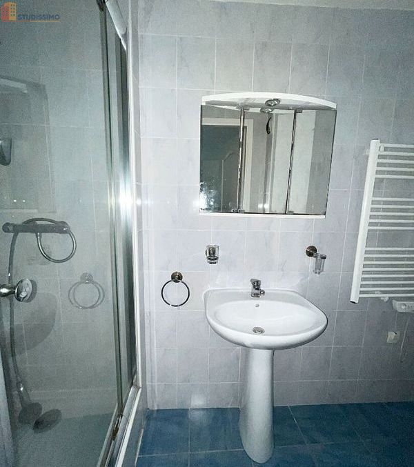 Studio meublé 22m² Nancy 54000 - Meublé, 2e étage - Photo 2