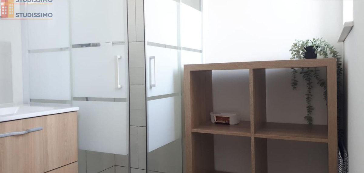 Studio 45m² Nancy centre - Meublé, 1er étage - Photo 1