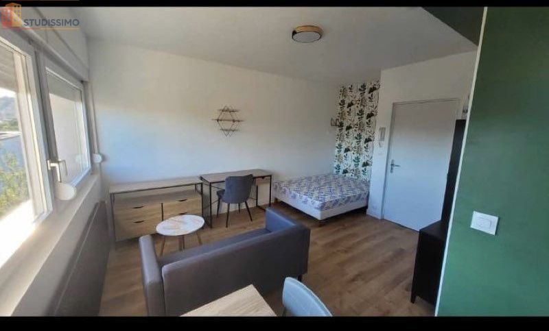 Studio 20m² Nancy 54000 - Meublé, dernier étage - Photo 1
