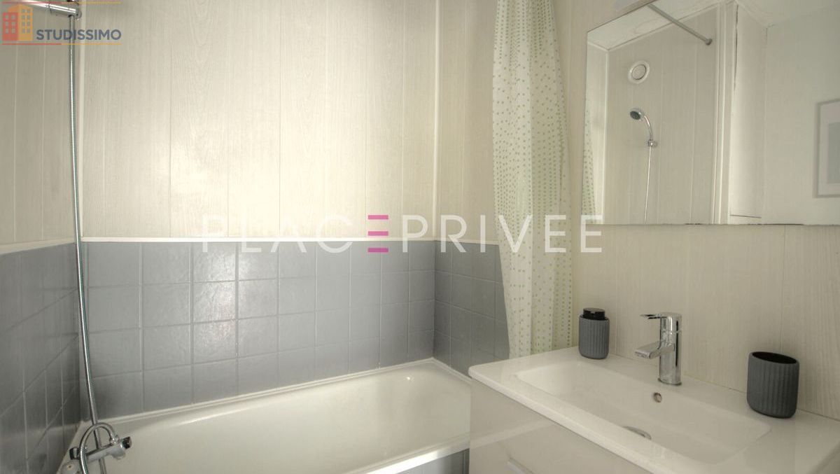 Studio meublé 24m² Vandoeuvre-lès-Nancy - Meublé, 5e étage - Photo 1