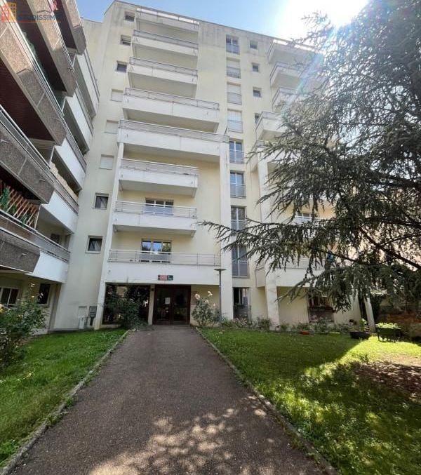 Studio meublé 31m² Nancy 54000 - Lumineux, calme - Photo 1