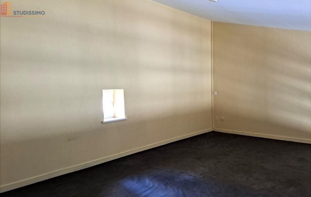 Studio 35m² Lunéville - 2e étage, DPE D - Photo 2