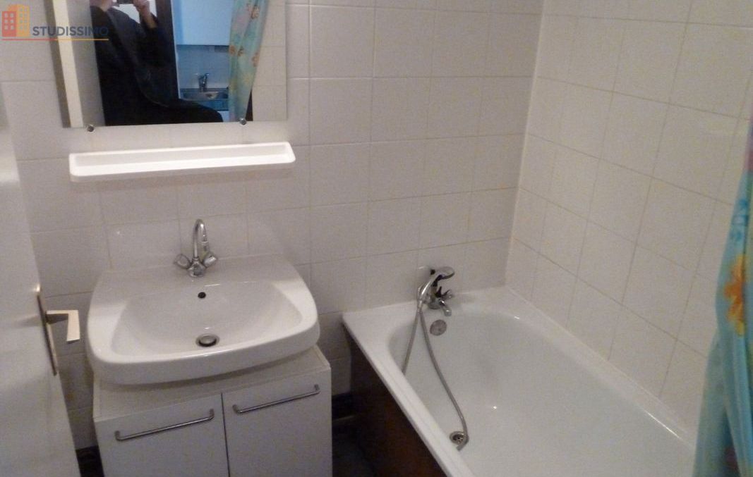 Studio 20m² Vandoeuvre-lès-Nancy - 1er étage - Photo 2