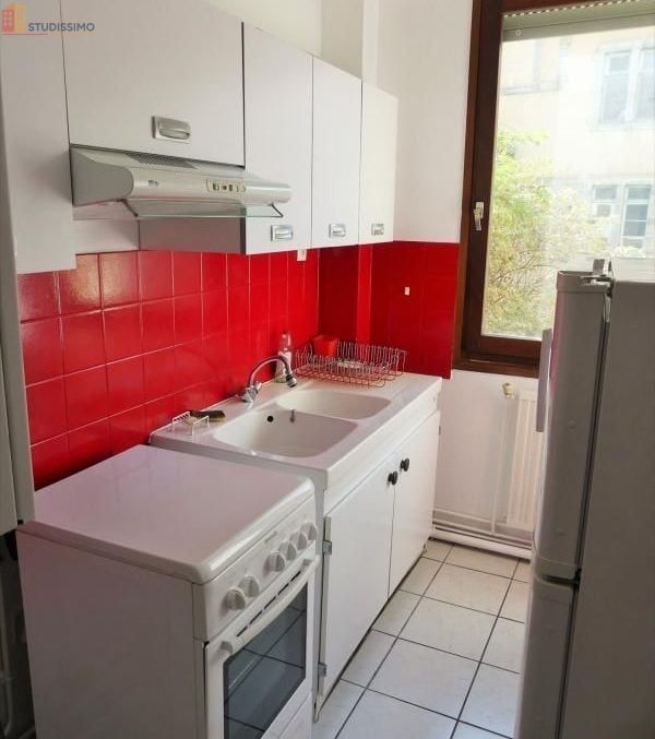 Studio 33m² Nancy 54000 - Triplex, charme atypique - Photo 3