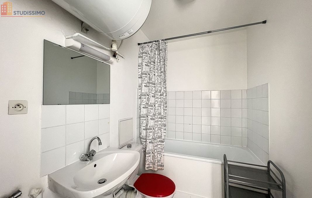 Studio meublé 14m² Nancy 54000 - Lumineux, 3e étage - Photo 1