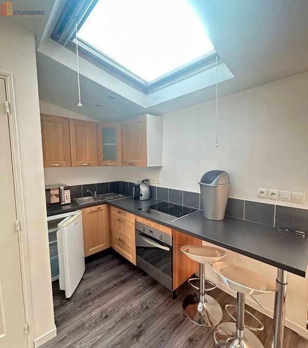 Studio meublé 15m² Nancy 54000 - Calme, 3e étage - Photo 1