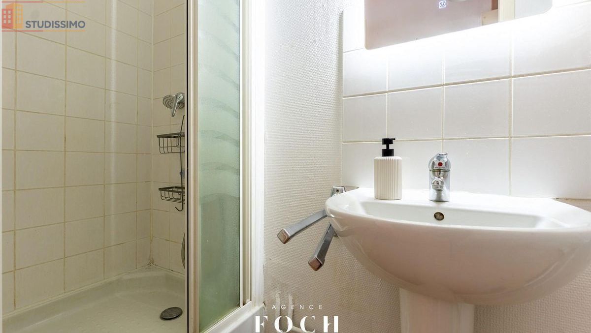 Studio 19m² Nancy 54000 - Meublé, 1er étage - Photo 6