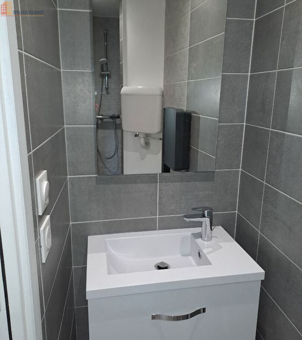 Studio 23m² Nancy 54000 - 2e étage, DPE C - Photo 3