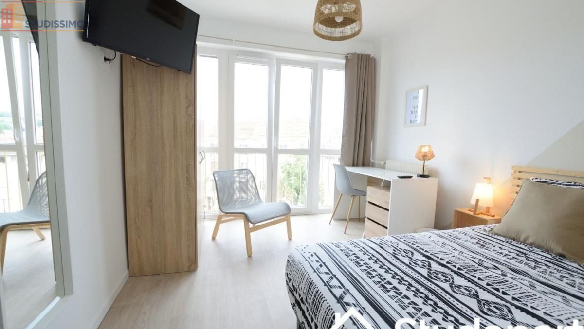 Studio meublé 12m² Nancy 54000 - Meublé, DPE D - Photo 2