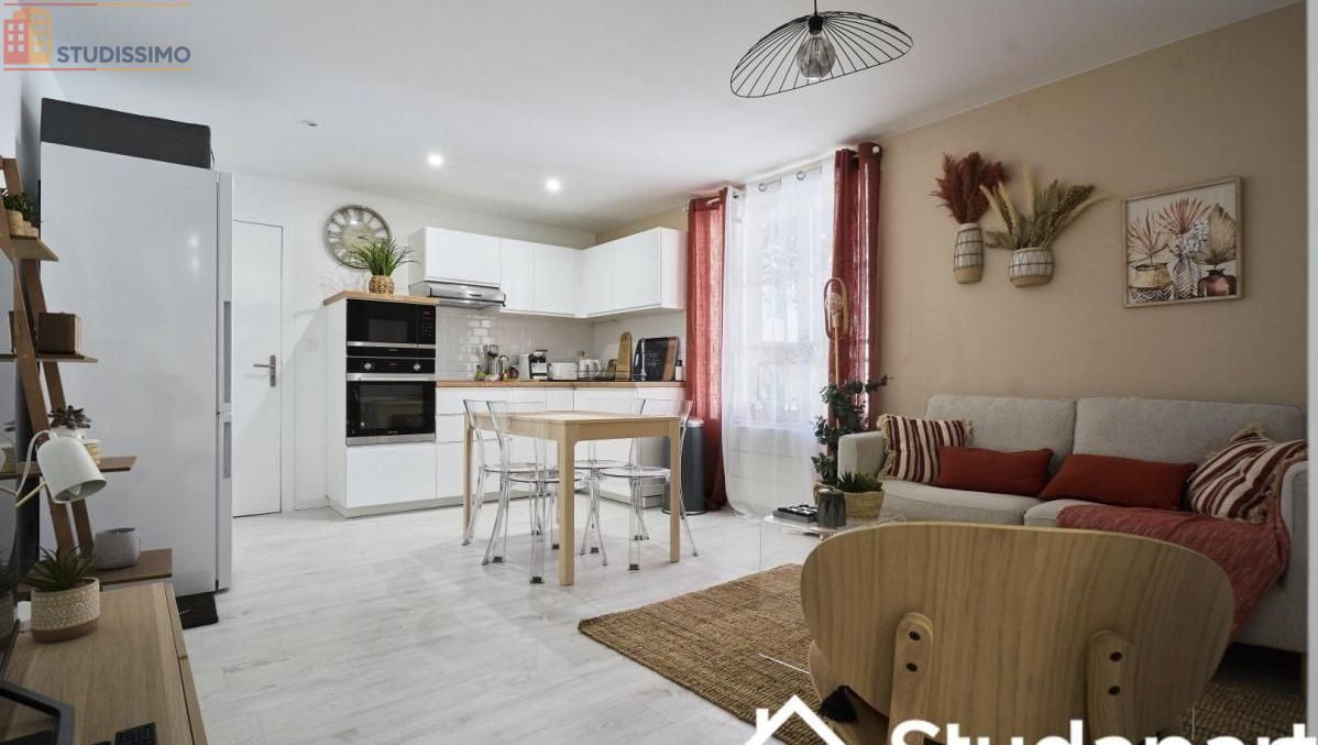 Studio meublé 16m² Nancy centre - Lumineux - Photo 1