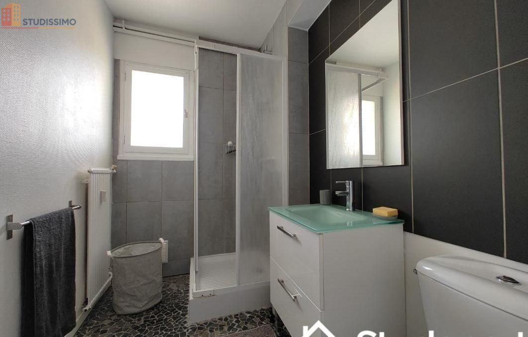 Studio meublé 29m² Nancy centre - Meublé, 1er étage - Photo 5