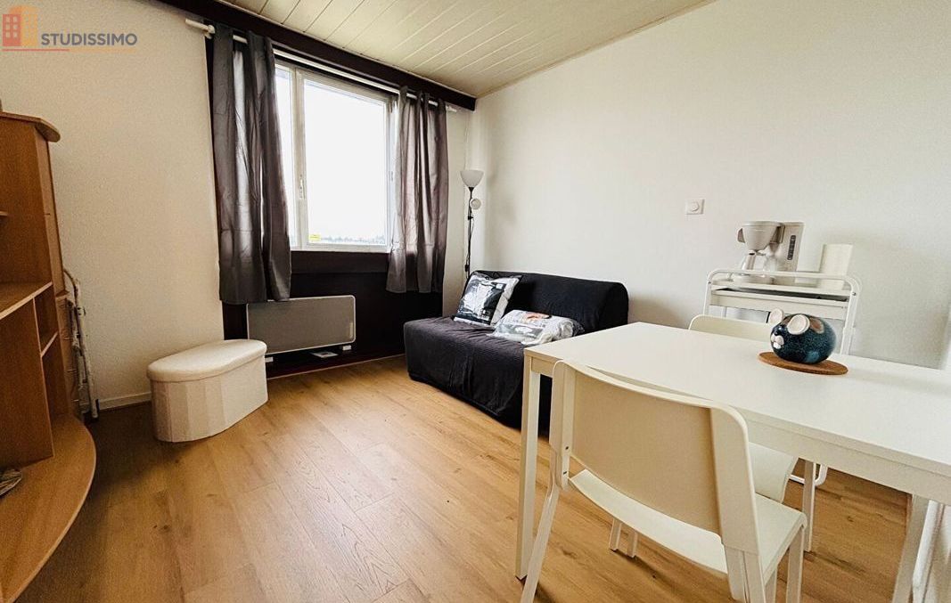 Studio meublé 17m² Vandoeuvre-lès-Nancy - Meublé, dernier étage - Photo 12