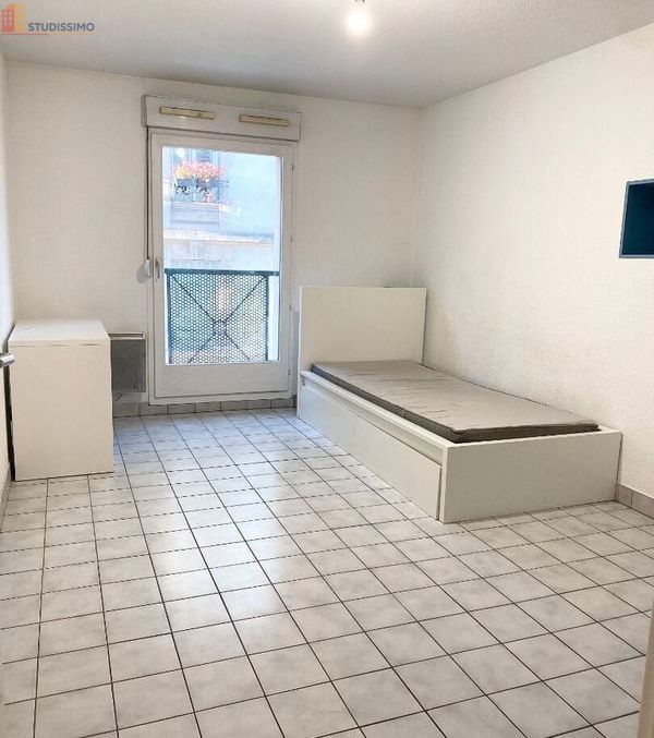 Studio meublé 18m² Nancy - Lumineux, proche commodités - Photo 10
