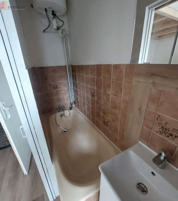 Studio meublé 9m² Nancy 54000 - Petit, lumineux - Photo 1