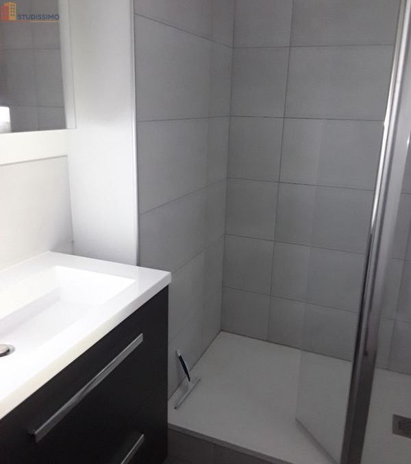 Studio meublé 21m² Nancy 54000 - Proche facs, calme - Photo 1