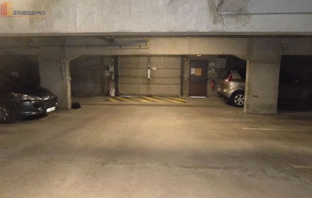 Studio meublé 30m² Villers-lès-Nancy - Parking privé - Photo 1