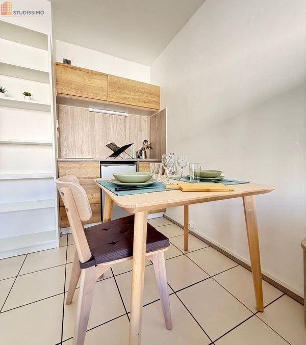 Studio meublé 23m² Nancy 54000 - Lumineux, 3e étage - Photo 2