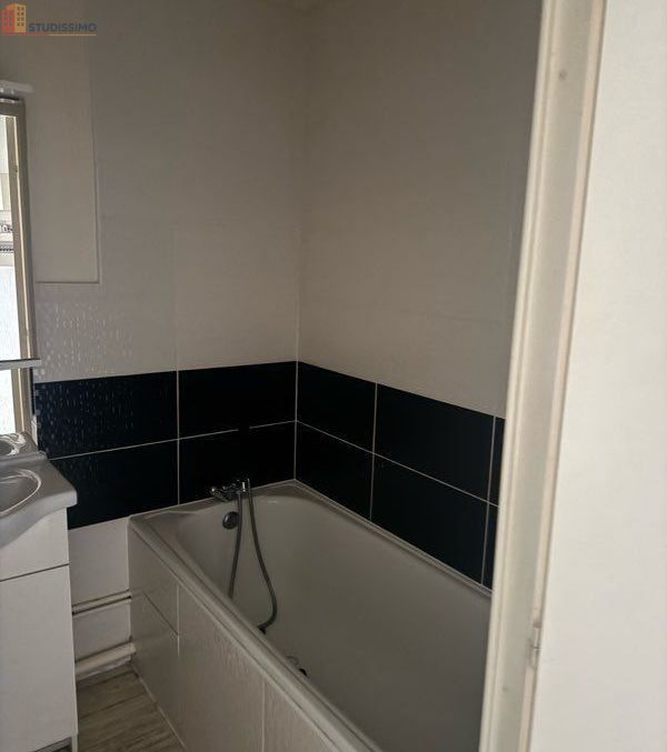 Studio meublé 18m² Nancy centre - Proche gare et tram - Photo 3