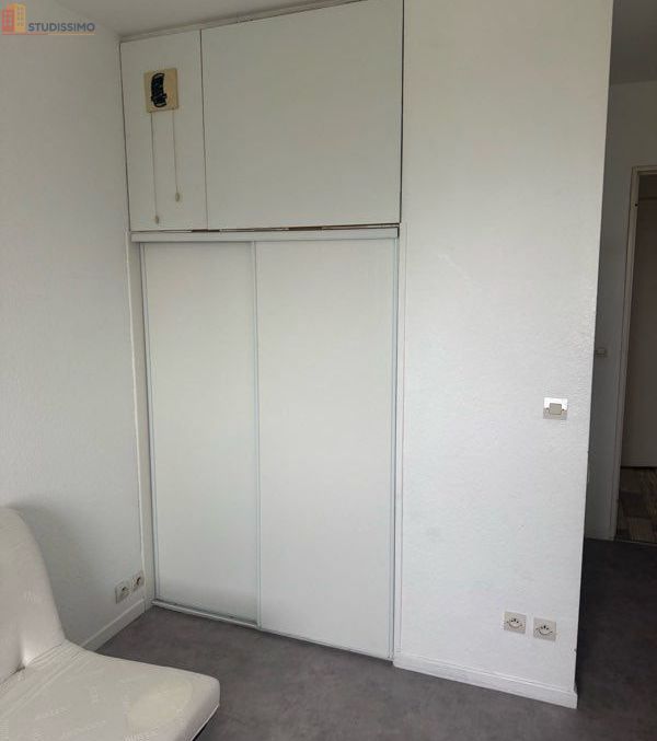 Studio meublé 18m² Nancy centre - Proche gare et tram - Photo 2