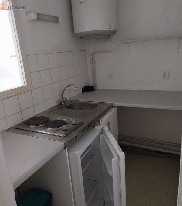 Studio 22m² Nancy 54000 - Meublé, dernier étage - Photo 2
