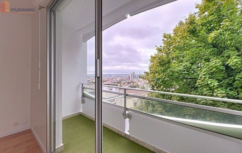 Studio 35m² Nancy centre - Rénové, balcon vue panoramique - Photo 2