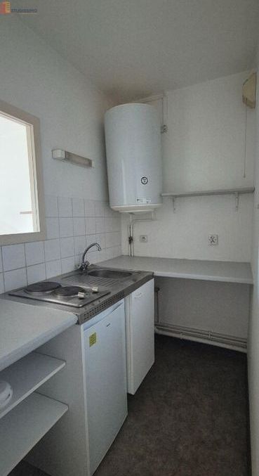 Studio meublé 18m² Nancy 54000 - Meublé, 2e étage - Photo 4